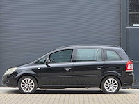 Opel - 2009 - zafira - 1.8 temptation - 7 persoons - 87-jfx-3 - afbeelding 23 van  24