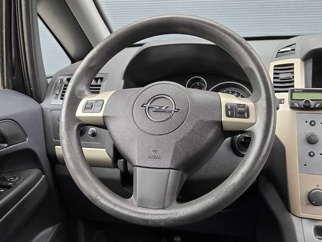 Opel - 2009 - zafira - 1.8 temptation - 7 persoons - 87-jfx-3 - afbeelding 4 van  24