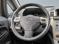 Opel - 2009 - zafira - 1.8 temptation - 7 persoons - 87-jfx-3 - afbeelding 4 van  24