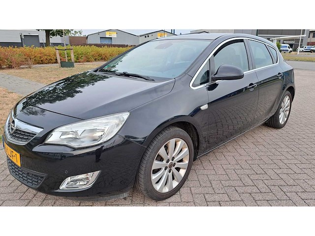 Opel - 2010 - astra - 1.6 cosmo - 58-ljf-1 - afbeelding 1 van  6