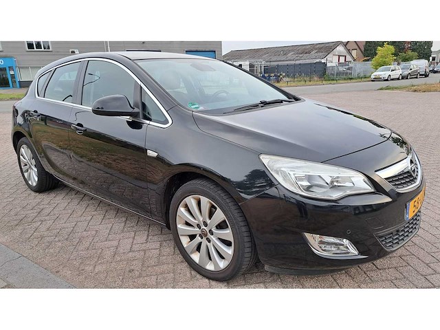 Opel - 2010 - astra - 1.6 cosmo - 58-ljf-1 - afbeelding 2 van  6