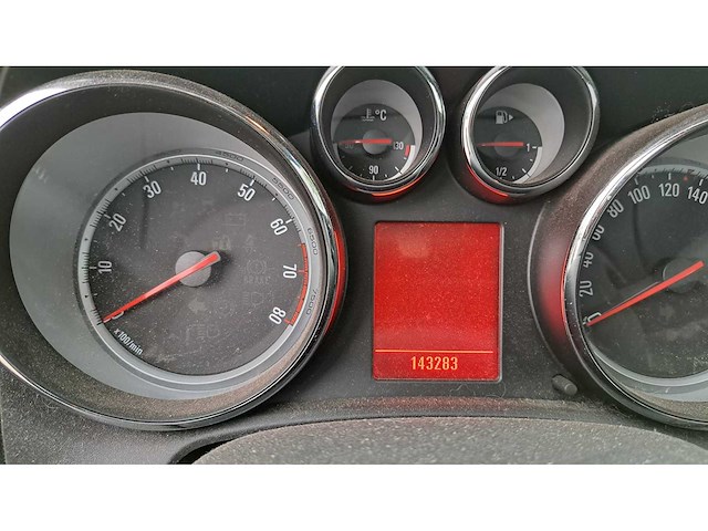 Opel - 2010 - astra - 1.6 cosmo - 58-ljf-1 - afbeelding 5 van  6