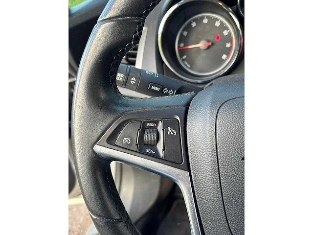 Opel - 2010 - astra - 1.6 edition - 93-lsp-5 - afbeelding 4 van  18