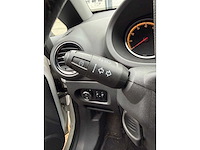 Opel - 2010 - corsa - 1.2-16v 111 edition - 37-lgt-4 - afbeelding 13 van  14