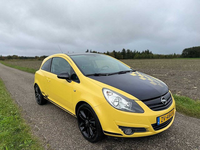 Opel - 2010 - corsa - 1.4-16v cosmo - zv-484-k - afbeelding 9 van  15