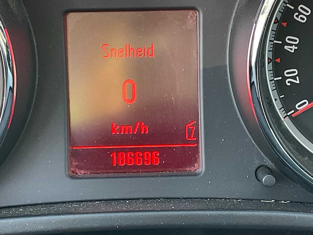 Opel - 2010 - insignia sports tourer - 1.6 t edition - personenauto - afbeelding 15 van  31