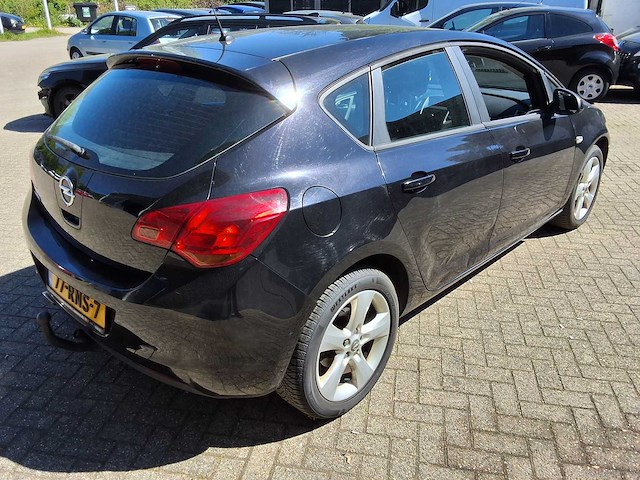 Opel - 2011 - astra - opel astra 1.4 turbo - afbeelding 15 van  19