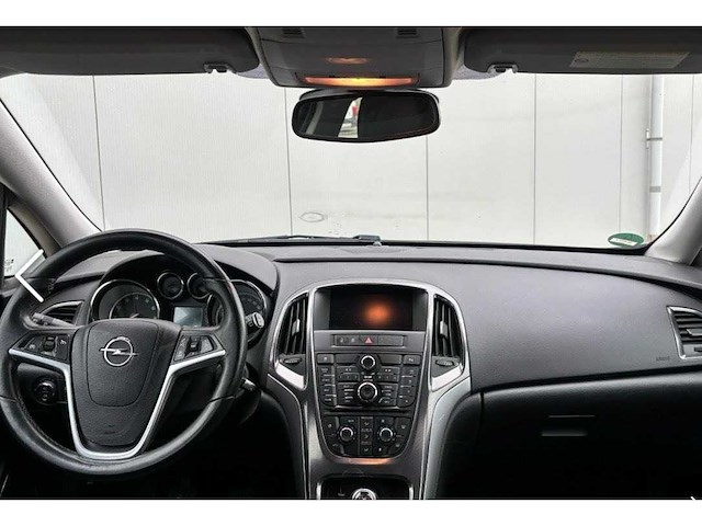 Opel - 2011 - astra sports tourer - 1.4 turbo cosmo - personenauto - afbeelding 11 van  13
