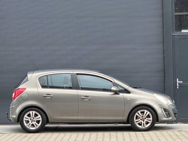 Opel - 2011 - corsa - 1.3 cdti ecof.s cos. - 28-rsg-4 - afbeelding 21 van  26
