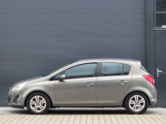 Opel - 2011 - corsa - 1.3 cdti ecof.s cos. - 28-rsg-4 - afbeelding 25 van  26