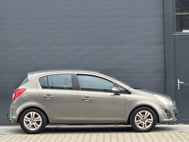 Opel - 2011 - corsa - 1.3 cdti ecof.s cos. - 28-rsg-4 - afbeelding 20 van  25