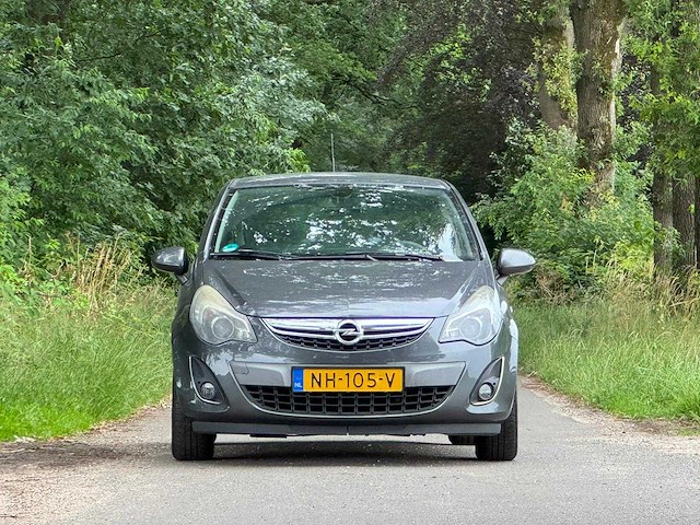 Opel - 2011 - corsa - 1.4-16v - nh-105-v - afbeelding 12 van  20