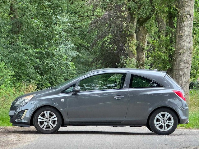 Opel - 2011 - corsa - 1.4-16v - nh-105-v - afbeelding 19 van  20
