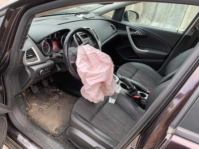 Opel - 2012 - astra - 1.4 cosmo - kg-663-h - afbeelding 3 van  29