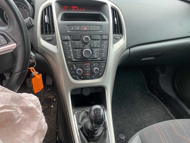 Opel - 2012 - astra - 1.4 cosmo - kg-663-h - afbeelding 15 van  29