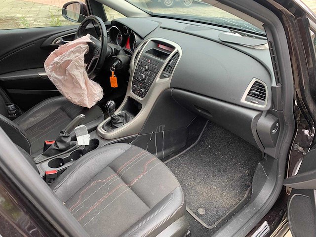 Opel - 2012 - astra - 1.4 cosmo - kg-663-h - afbeelding 22 van  29