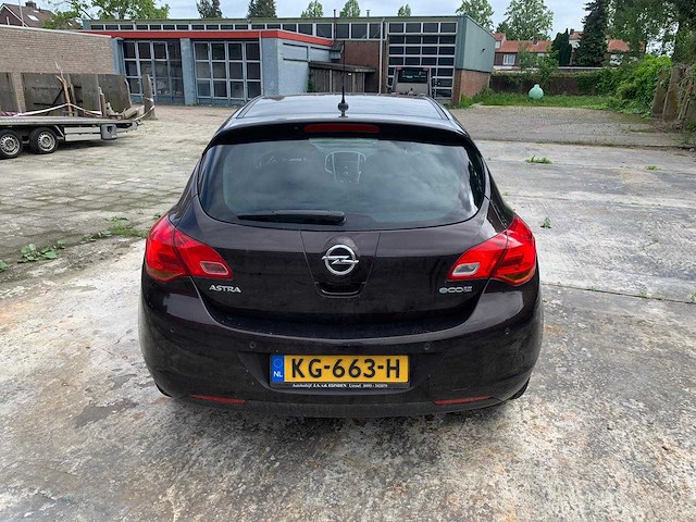 Opel - 2012 - astra - 1.4 cosmo - kg-663-h - afbeelding 26 van  29