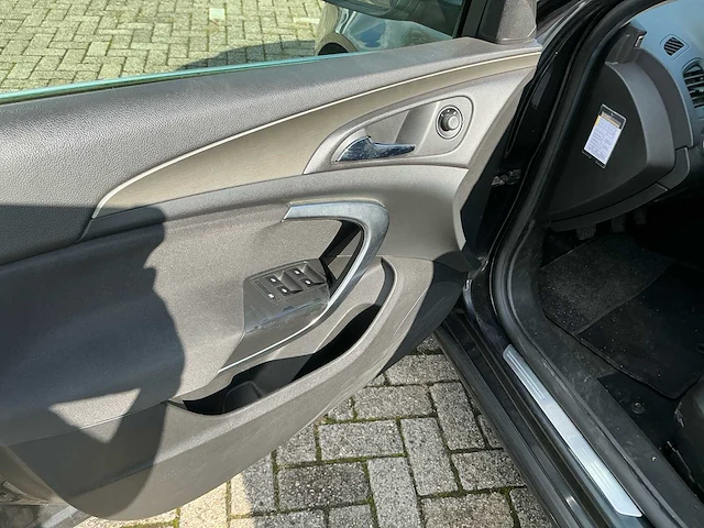 Opel - 2012 - insignia sports tourer - 1.4 t ecof. bns ed - personenauto - afbeelding 9 van  33