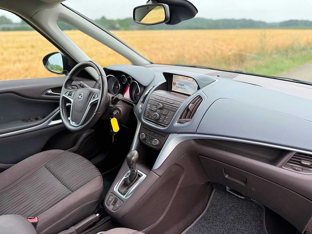 Opel - 2012 - zafira tourer - 1.4 edition - 95-tll-9 - afbeelding 12 van  12