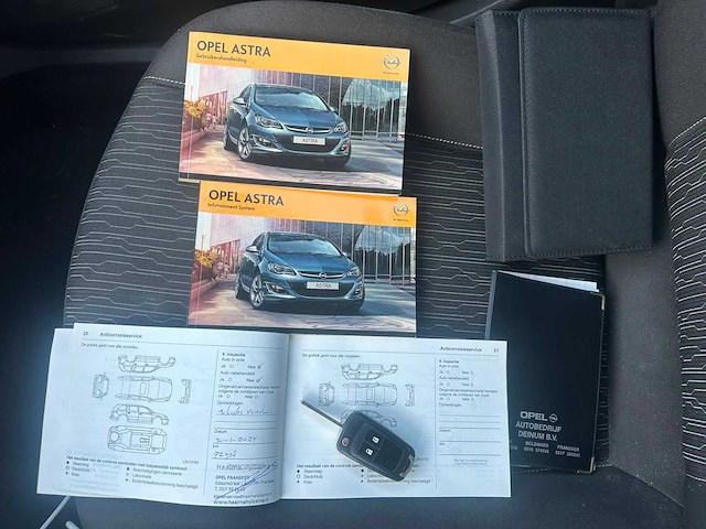 Opel - 2014 - astra - 1.4 turbo berlin - personenauto - afbeelding 13 van  20
