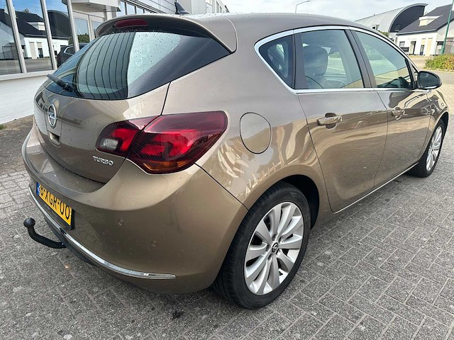 Opel - 2014 - astra - 1.4 turbo cosmo - 8-xgr-00 - afbeelding 22 van  27