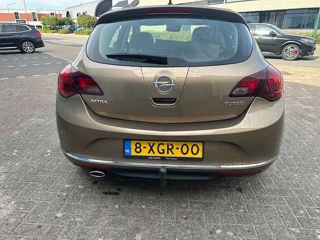 Opel - 2014 - astra - 1.4 turbo cosmo - 8-xgr-00 - afbeelding 24 van  27