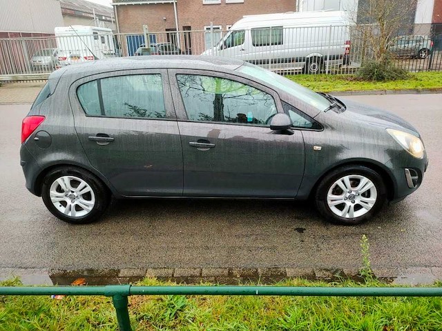 Opel - 2014 - corsa - 1.3 cdti ecof.s cos. - 4-zdr-65 - afbeelding 17 van  20