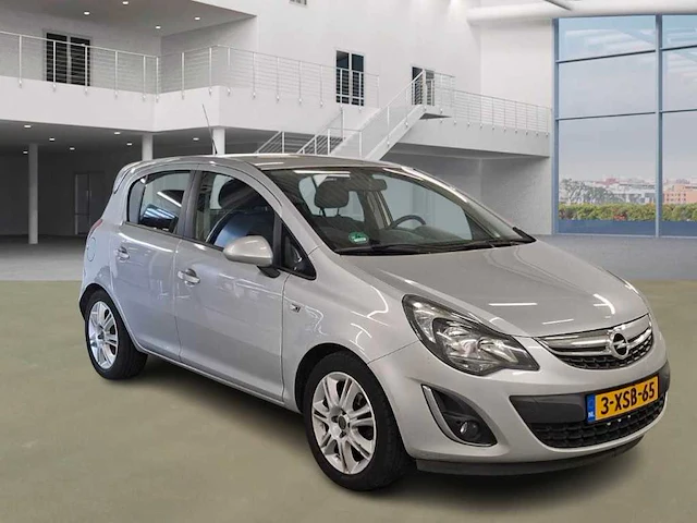 Opel - 2014 - corsa - 1.4-16v blitz - personenauto - afbeelding 4 van  16