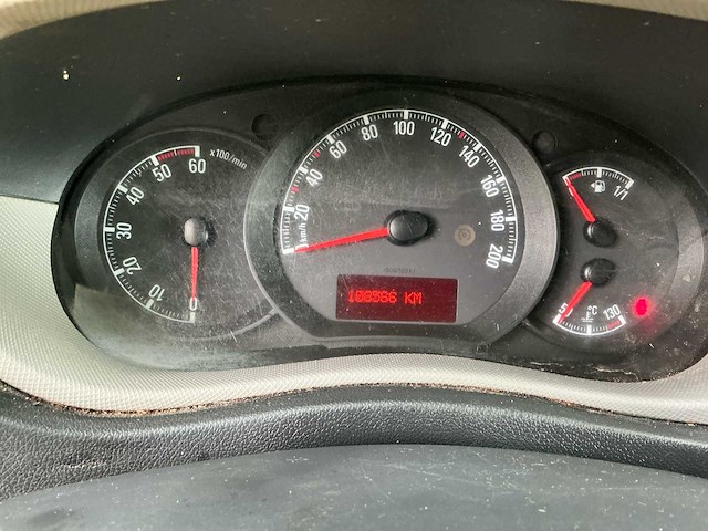 Opel - 2015 - 2.3 cdti l3 - vrachtwagen met kraan - afbeelding 38 van  61