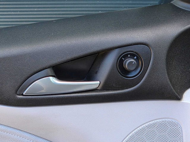 Opel - 2015 - adam - 1.0 turbo jam fav. - 7-zfs-24 - personenauto - afbeelding 2 van  27