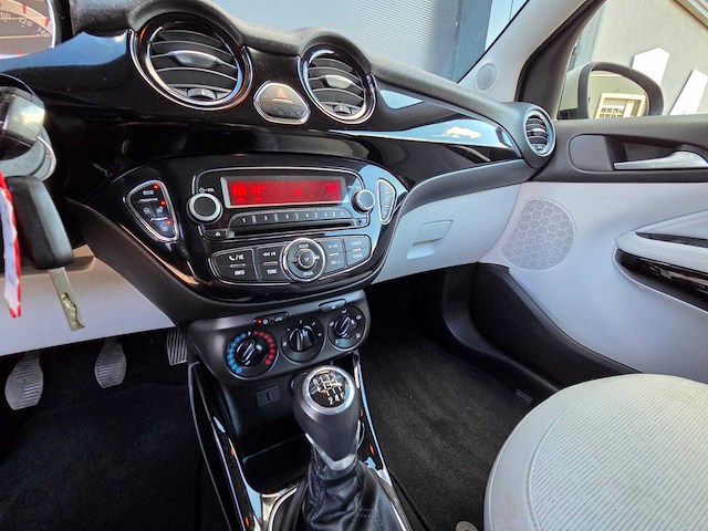 Opel - 2015 - adam - 1.0 turbo jam fav. - 7-zfs-24 - personenauto - afbeelding 13 van  27