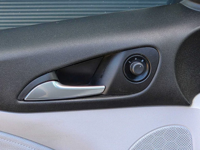 Opel - 2015 - adam - 1.0 turbo jam fav. - 7-zfs-24 - personenauto - afbeelding 2 van  29