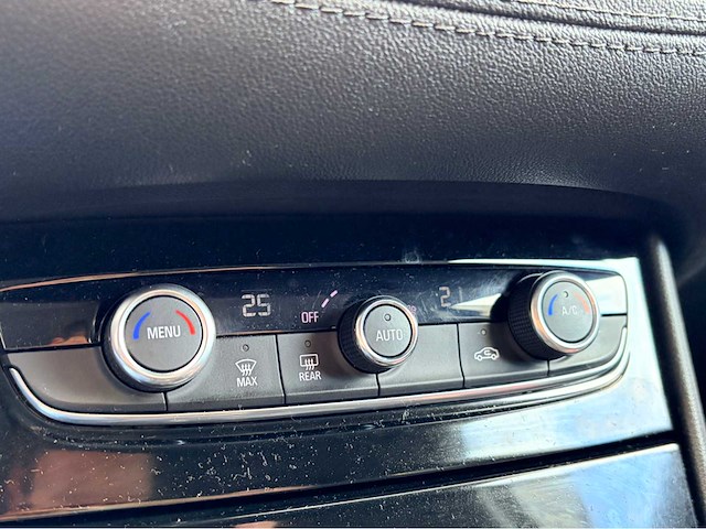 Opel - 2019 - grandland x automaat - 1.2 turbo bus. ex. - personenauto - afbeelding 7 van  17