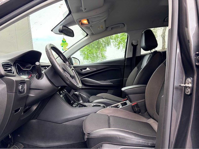 Opel - 2019 - grandland x automaat - 1.2 turbo bus. ex. - personenauto - afbeelding 16 van  17