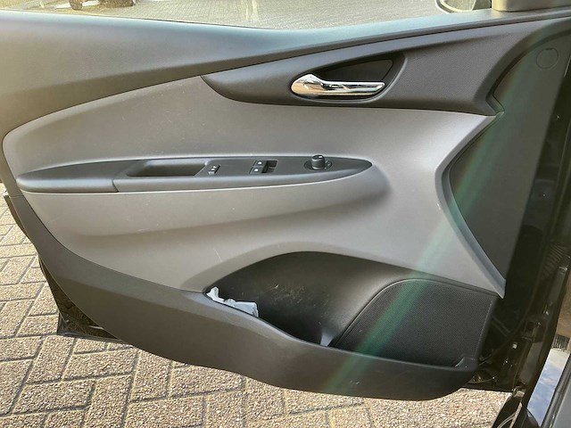 Opel - 2019 - karl - 1.0 ecofl innovation - personenauto - afbeelding 8 van  19