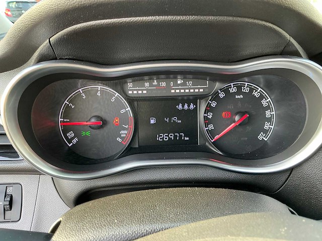 Opel - 2019 - karl - 1.0 ecofl innovation - personenauto - afbeelding 9 van  19