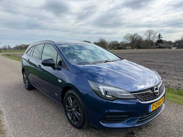 Opel - 2022 - astra sports tourer - 1.2 design & tech - p-096-jv - afbeelding 12 van  16