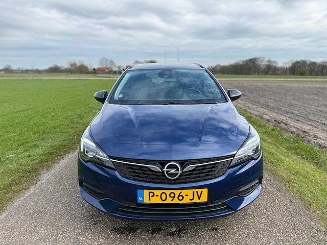Opel - 2022 - astra sports tourer - 1.2 design & tech - p-096-jv - afbeelding 15 van  16