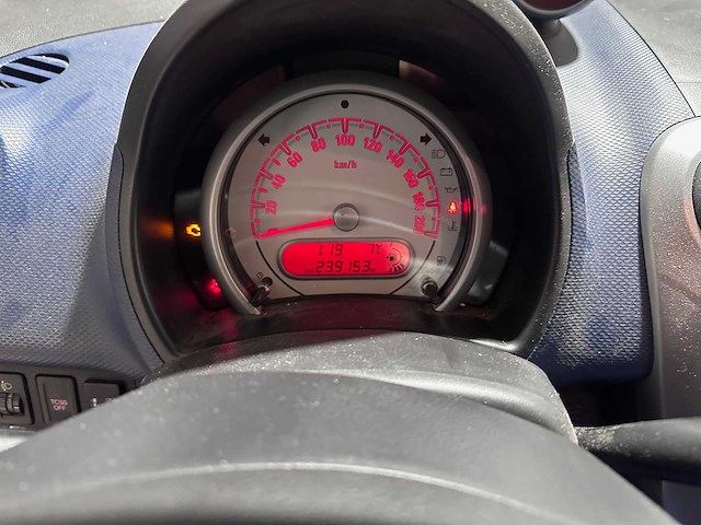 Opel - agila - 1.0 edition lpg - 59-nfx-9 - afbeelding 3 van  23