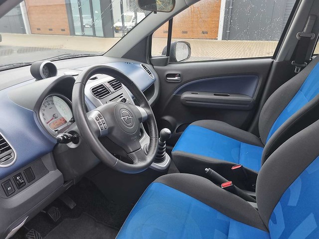 Opel - agila - 1.2 enjoy - personenauto - afbeelding 19 van  23