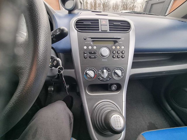 Opel - agila - 1.2 enjoy - personenauto - afbeelding 21 van  23