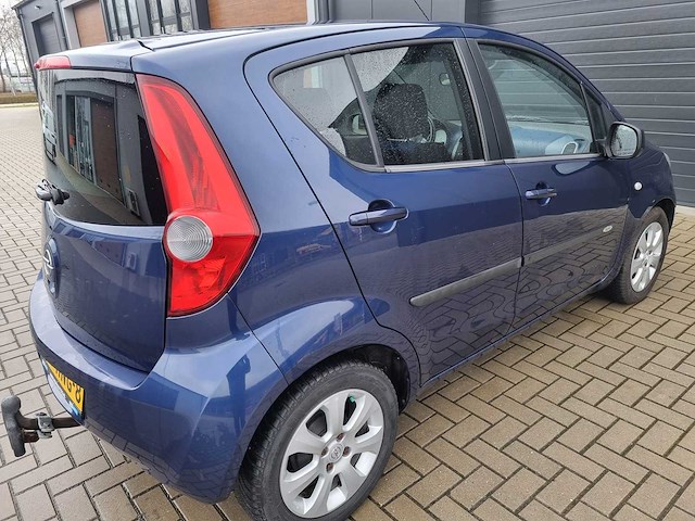 Opel - agila - 1.2 enjoy - personenauto - afbeelding 18 van  23