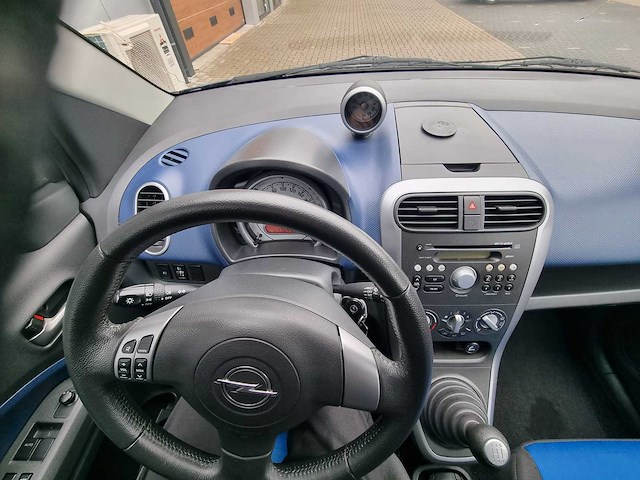 Opel - agila - 1.2 enjoy - personenauto - afbeelding 20 van  23