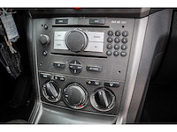 Opel - antara - 2.4-16v temptation 67-hgx-8 - afbeelding 17 van  18