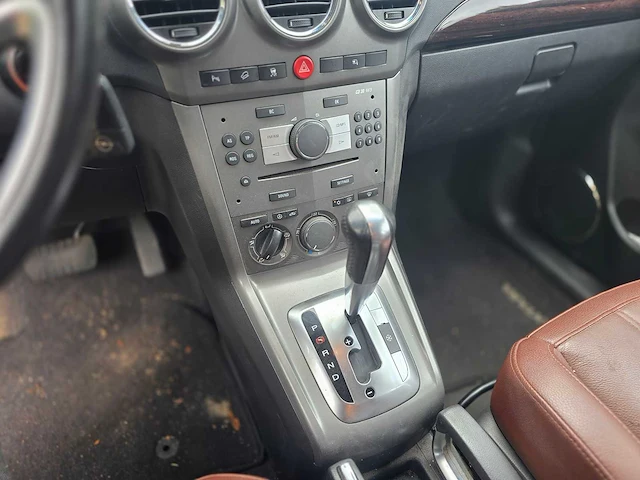 Opel - antara - 3.2 v6 cosmo - 2007 - 63-xr-hd - personenauto - afbeelding 8 van  16