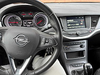 Opel - astra - 1.2 - car - 2019 - afbeelding 2 van  12