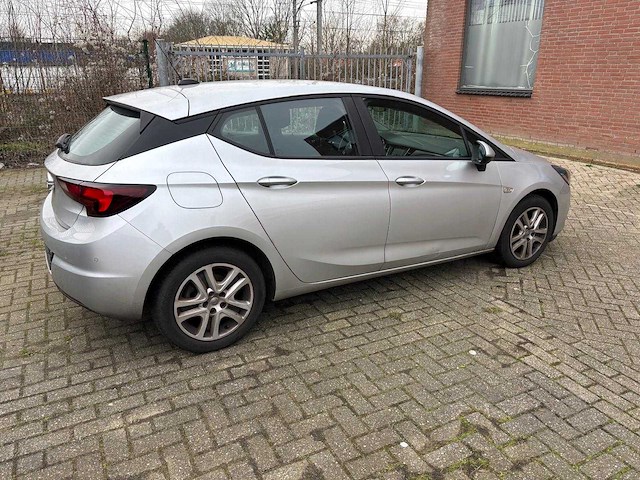 Opel - astra - 1.2 - car - 2019 - afbeelding 9 van  12