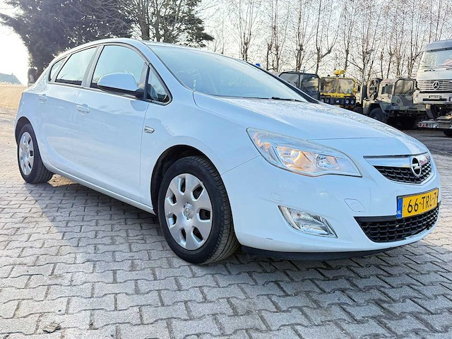 Opel - astra - 1.3 cdti s/s edition - afbeelding 23 van  31