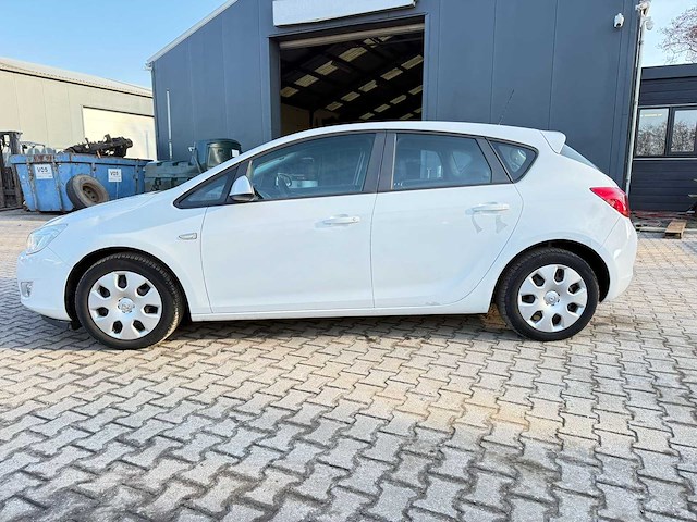 Opel - astra - 1.3 cdti s/s edition - afbeelding 2 van  31