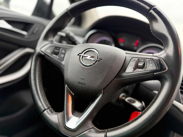 Opel - astra - 1.4 black ed. - 2019 - personenauto - xn-076-k - afbeelding 2 van  12